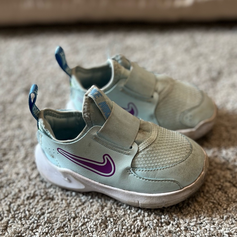 Nike Flex Runner 3 Sneakers in Mint and Purple